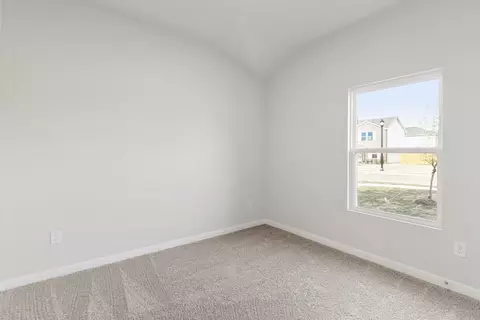 Bedroom - 117 Irelyn Dr, Cleburne, TX 76031 photo 3 of 9