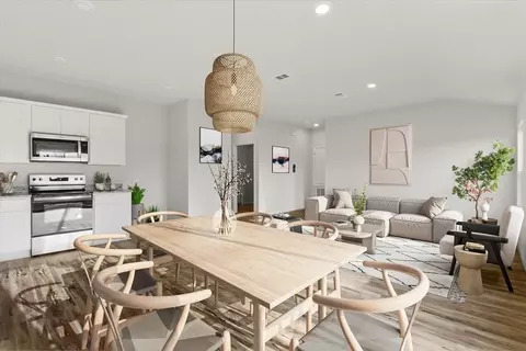 Dining - 117 Irelyn Dr, Cleburne, TX 76031 photo 4 of 7