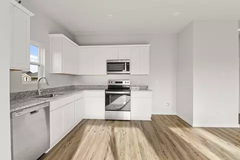 Kitchen - 117 Irelyn Dr, Cleburne, TX 76031 photo 1 of 6