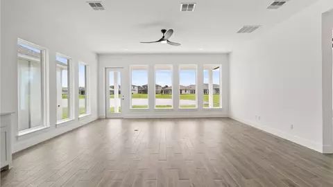 9523 Sandy Shores St, Parrish, FL 34219 photo 2