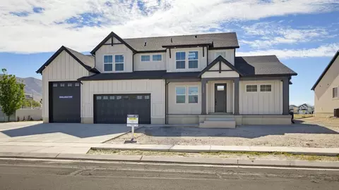 1024 E Ira Hodges Scenic Pkwy, Eagle Mountain, UT 84005