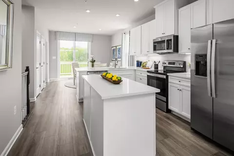 Kitchen - 1900 Distillery Ave, Baltimore, MD 21222 photo 6 of 10