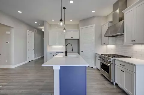 Kitchen - 16408 Monument Rock Ct, Monument, CO 80132 photo 4 of 5