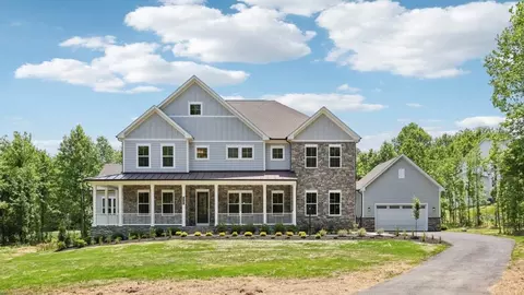 16507 Rolling Knolls Ln, Marlboro, MD 20774