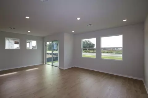 Living - 5039 Orinoco Ln, Saint Cloud, FL 34771 photo 1 of 1