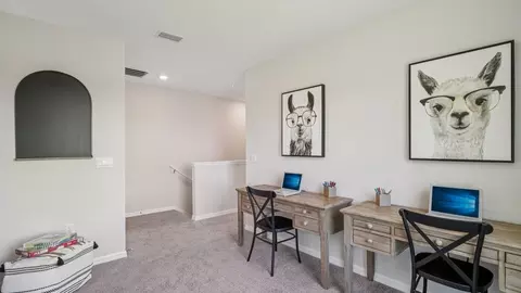 Entry Way - 32405 Welling Blade Lp, Wesley Chapel, FL 33545 photo 2 of 2