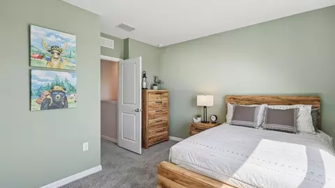 Bedroom - 32405 Welling Blade Lp, Wesley Chapel, FL 33545 photo 4 of 4