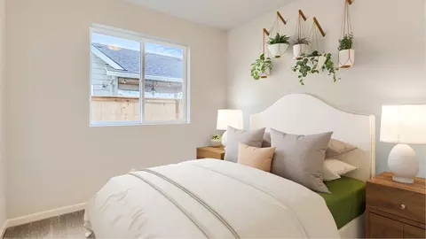 Bedroom - 63300 NE Peale St, Bend, OR 97701 photo 2 of 2