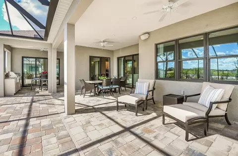 Exterior - 13427 Old Creek Ct, Parrish, FL 34219 photo 3 of 7