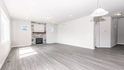 Living - 930 E Drahner Rd, Oxford, MI 48371 photo 1 of 4