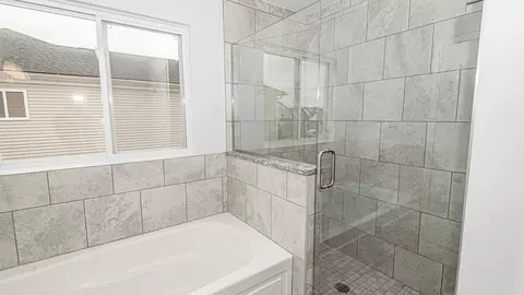 Bath - 930 E Drahner Rd, Oxford, MI 48371 photo 1 of 8