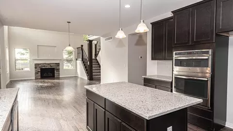 Kitchen - 930 E Drahner Rd, Oxford, MI 48371 photo 7 of 8