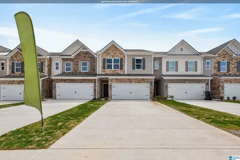 4530 Village Springs Sq, Fultondale, AL 35068
