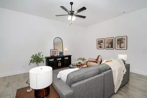 Living - 101 W Seminole St, Strafford, MO 65757 photo 2 of 5