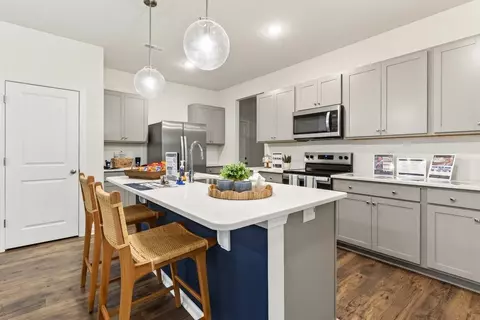 Kitchen - 97 Placard Dr, Spring Lake, NC 28390 photo 5 of 6