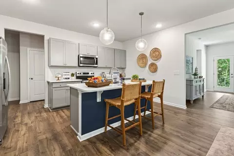 Kitchen - 97 Placard Dr, Spring Lake, NC 28390 photo 4 of 6