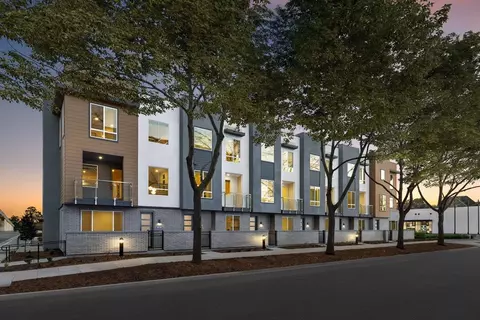 1803 21st St, Sacramento, CA 95811