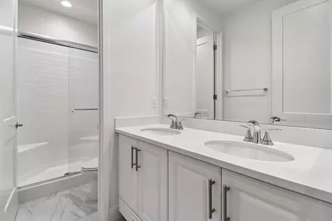 Bath - 3476 Butler Pl, Escondido, CA 92027 photo 1 of 7