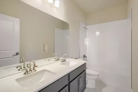 Bath - 626 Noola St, Windsor, CO 80550 photo 6 of 6