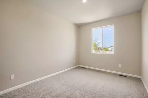 Bedroom - 626 Noola St, Windsor, CO 80550 photo 4 of 7