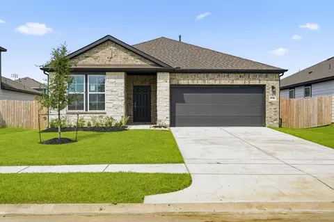1112 Independence Ave, Bay City, TX 77414