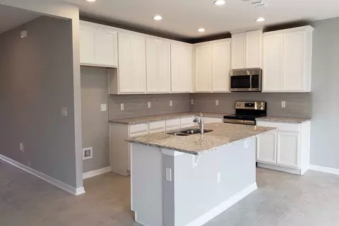 Kitchen - 2547 Great Heron Ave, Saint Cloud, FL 34773 photo 1 of 6