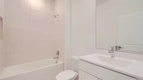 Bath - 6510 SE Park Trace Dr, Stuart, FL 34997 photo 2 of 10