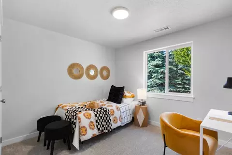 Bedroom - 109 Blantons Lp, Grandview, WA 98930 photo 4 of 4