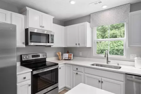 Kitchen - 1405 Easy Goer Run, Landrum, SC 29356 photo 2 of 3