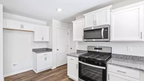 Kitchen - 106 Cascade Ln, Seneca, SC 29678 photo 2 of 7