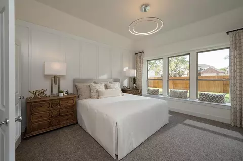 Bedroom - 208 Shady Spring Trl, Georgetown, TX 78628 photo 5 of 14