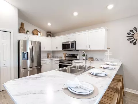 Kitchen - 754 SW 77th Cir, Ocala, FL 34474 photo 1 of 6