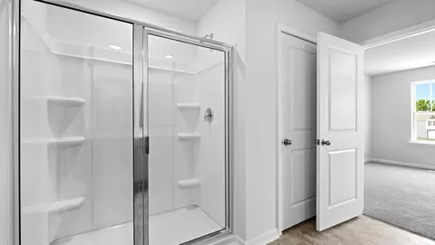Bath - 2296 Springview Ct, Boiling Springs, SC 29316 photo 4 of 8