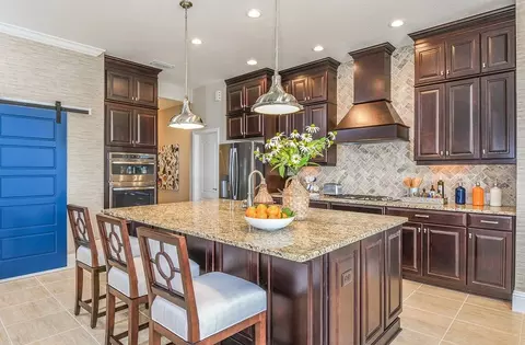 Kitchen - 13427 Old Creek Ct, Parrish, FL 34219 photo 2 of 3