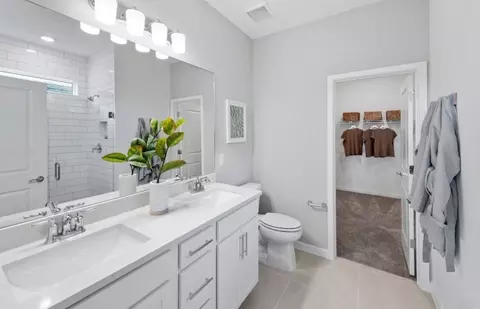 Bath - 8316 SW 46th Ave, Ocala, FL 34476 photo 1 of 3