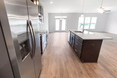 Kitchen - Cross Creek Drive, Pooler, GA 31322 photo 11 of 12