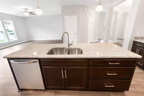 Kitchen - Cross Creek Drive, Pooler, GA 31322 photo 9 of 12