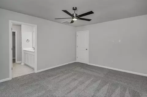 Bedroom - Us Highway 521, Sumter, SC 29153 photo 2 of 6