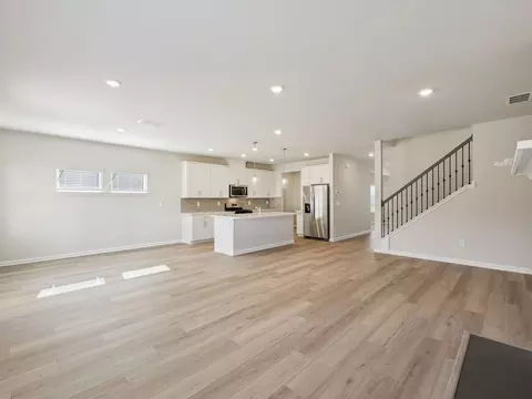 Living - 5150 Crescendo Cir, Fairburn, GA 30213 photo 2 of 6