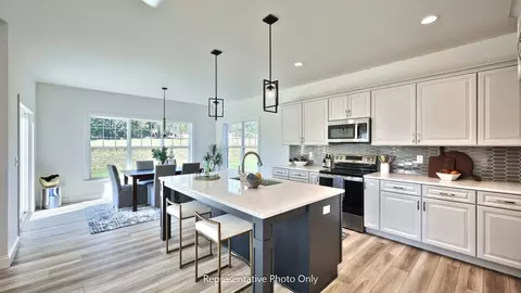 Kitchen - 15 Vista Ct, Lititz, PA 17543 photo 1 of 9