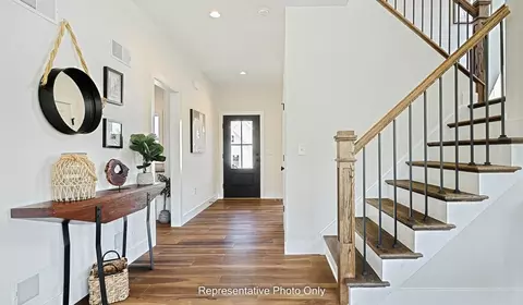 Entry Way - 15 Vista Ct, Lititz, PA 17543 photo 3 of 6