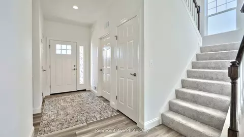 Entry Way - 15 Vista Ct, Lititz, PA 17543 photo 1 of 6