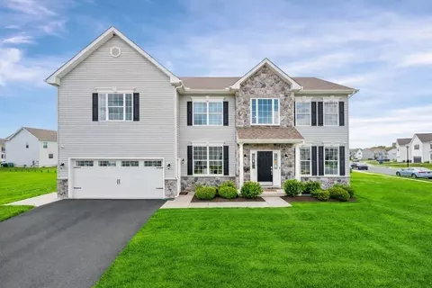 Exterior - 1153 Charleston Cir, Dover, DE 19904 photo 4 of 4