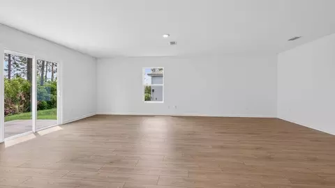 Living - 12318 Great Eagle Rd, Jacksonville, FL 32219 photo 4 of 5