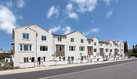 7360 Foster Bridge Blvd, Downey, CA 90240