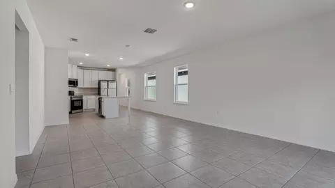 Living - 6322 Pecan Course Pl, Ocala, FL 34472 photo 1 of 3