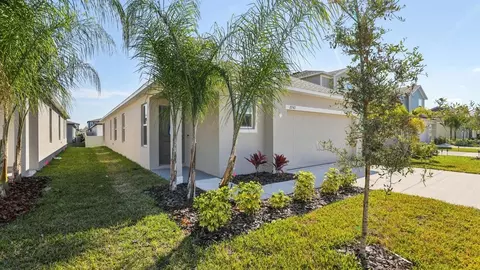 Exterior - 6322 Pecan Course Pl, Ocala, FL 34472 photo 10 of 15