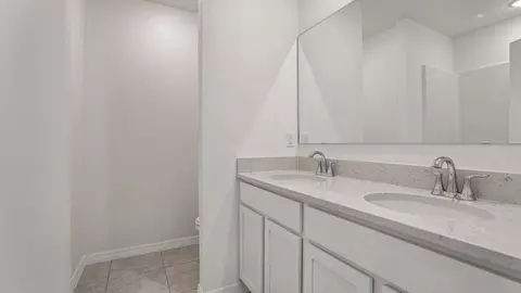 Bath - 6322 Pecan Course Pl, Ocala, FL 34472 photo 1 of 3