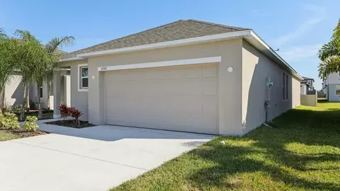Exterior - 6322 Pecan Course Pl, Ocala, FL 34472 photo 9 of 15