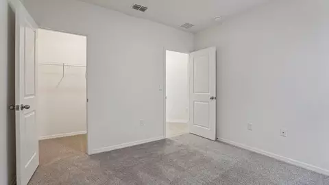 Bedroom - 6322 Pecan Course Pl, Ocala, FL 34472 photo 2 of 5
